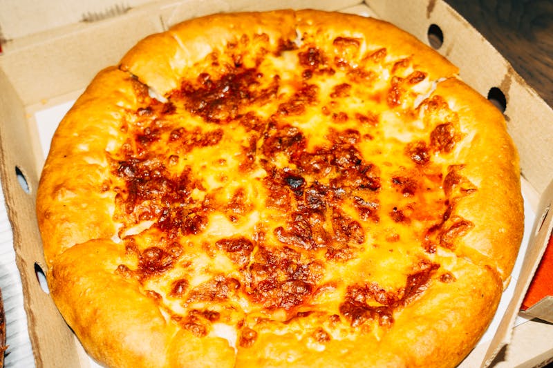 Four Cheese Round Table Pizza