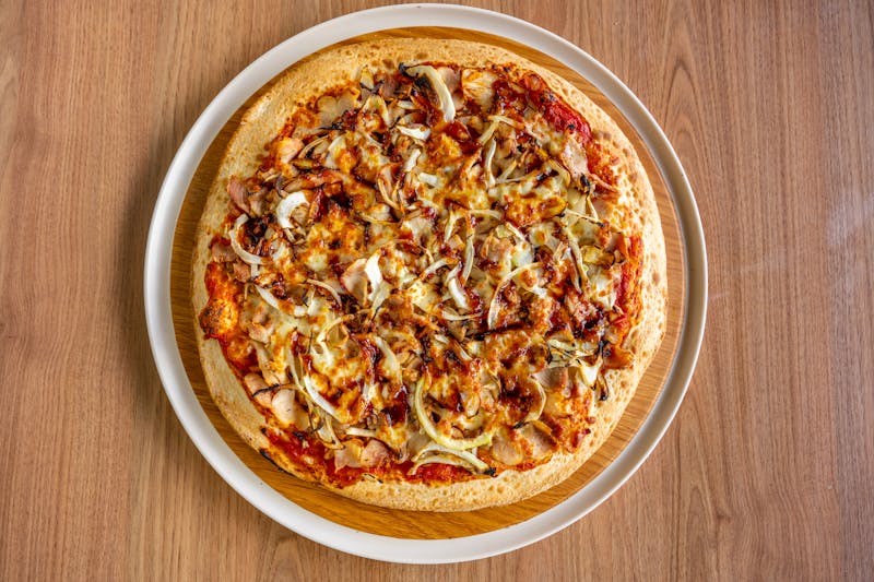 BBQ Smokehouse Round Table Pizza
