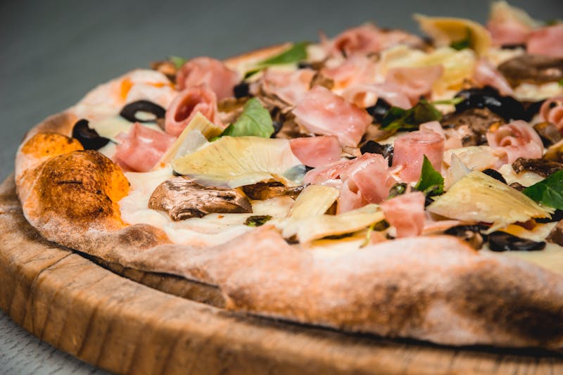 Breakfast Round Table Pizza